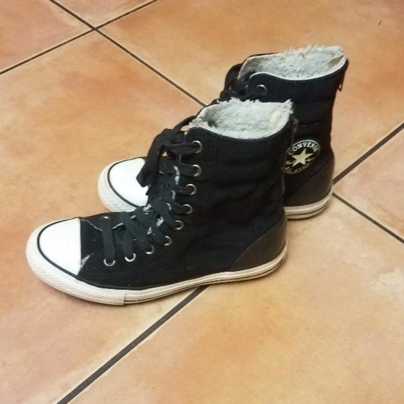 ladies suede converse